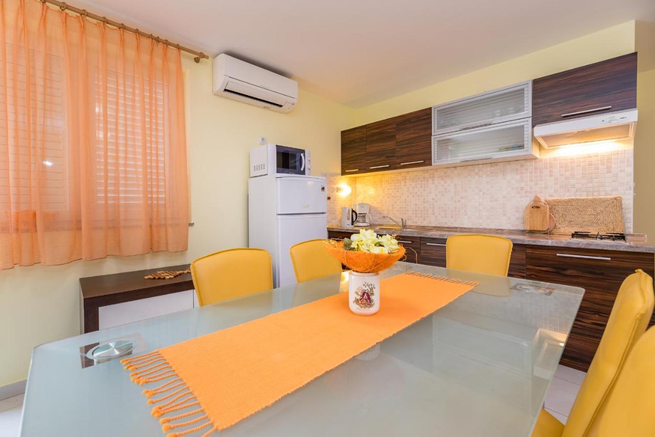 Apartments Ljubica Garden Baška Eksteriør bilde