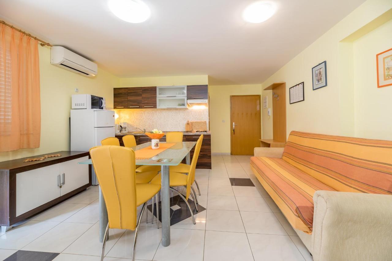 Apartments Ljubica Garden Baška Eksteriør bilde