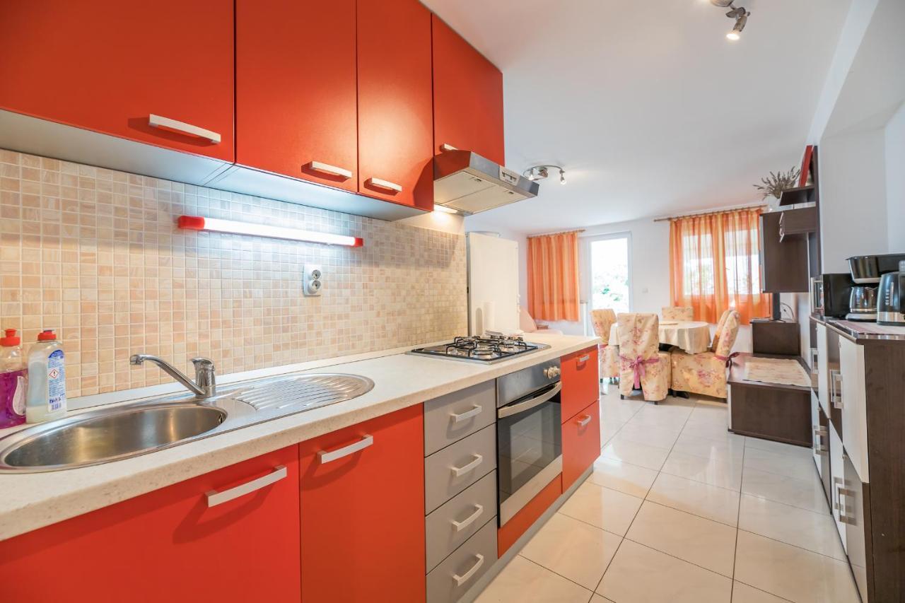 Apartments Ljubica Garden Baška Eksteriør bilde