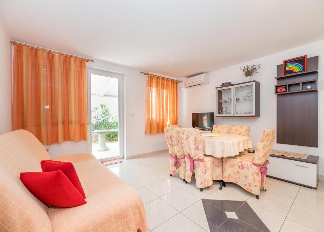 Apartments Ljubica Garden Baška Eksteriør bilde