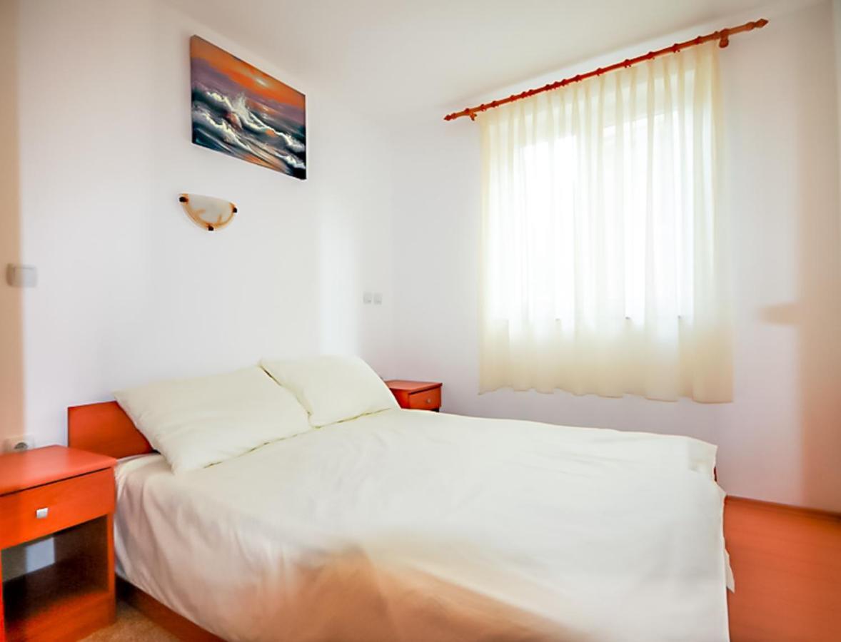 Apartments Ljubica Garden Baška Eksteriør bilde