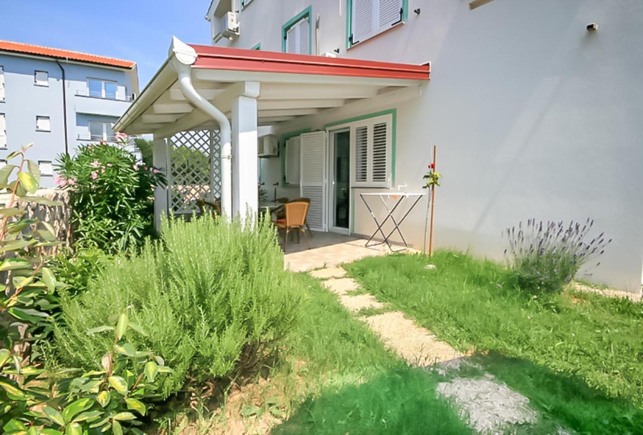 Apartments Ljubica Garden Baška Eksteriør bilde